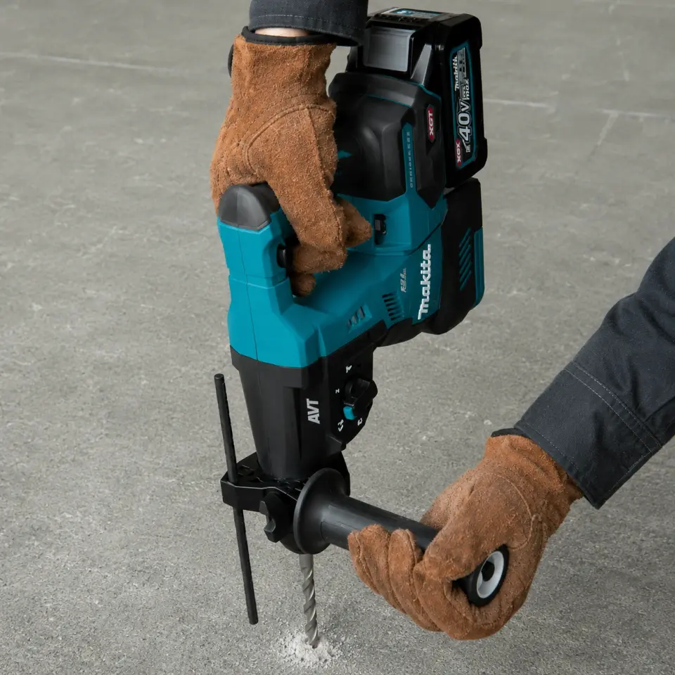 Makita 40V 4 Ah Akülü Kırıcı Delici HR003GM201