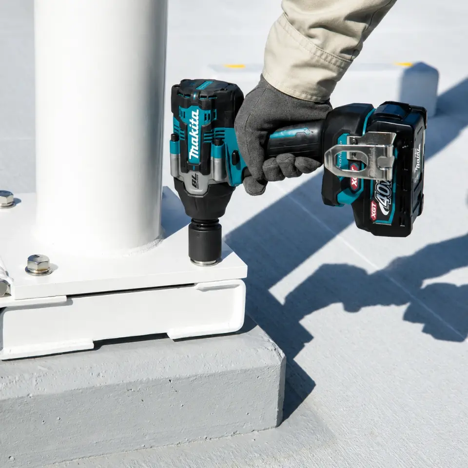 Makita 40V 4 Ah Akülü Somun Sıkma TW007GM201