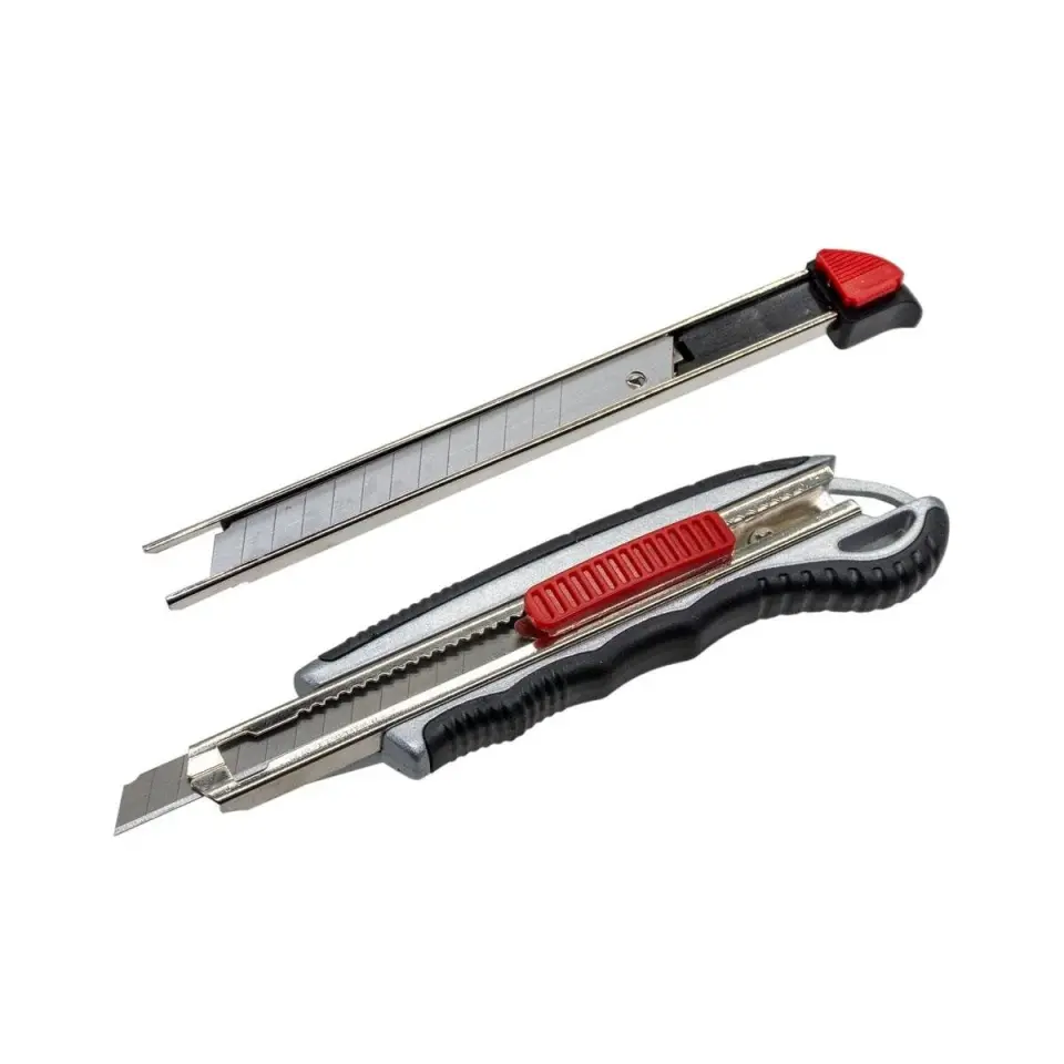 İzeltaş 9mm Pro Metal Gövde Otomatik Yüklemeli Maket Bıçağı